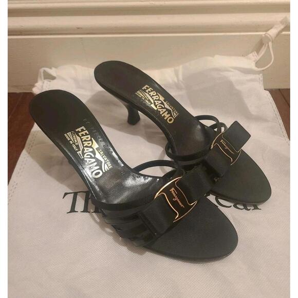 Salvatore Ferragamo Glory Strappy Black Patent Leather Kitten Heels US 7 $850